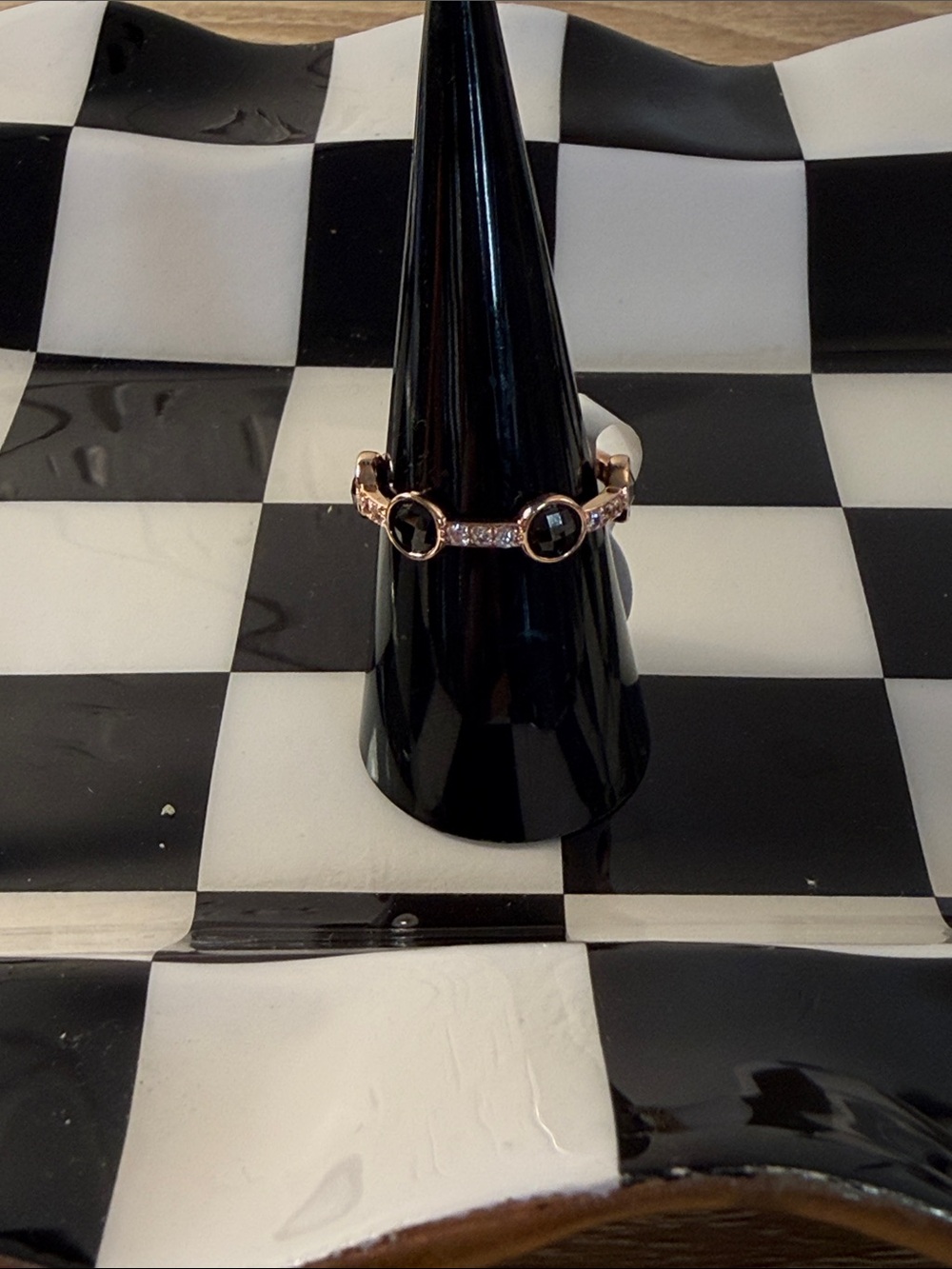 Bomb party - size 8 - rose gold plating - onyx